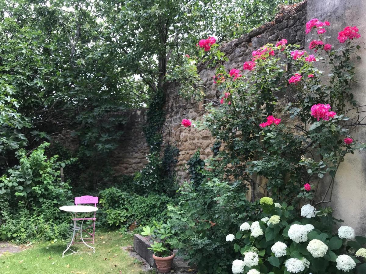 Bed and Breakfast Les Aiguieres En Provence Suze-la-Rousse Exterior foto