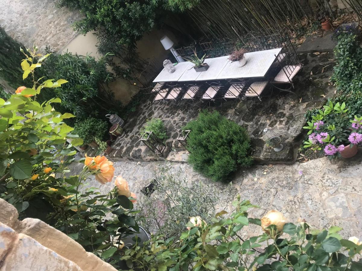 Bed and Breakfast Les Aiguieres En Provence Suze-la-Rousse Exterior foto