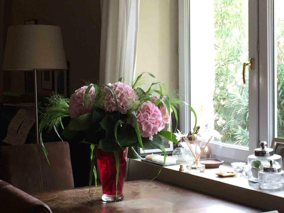 Bed and Breakfast Les Aiguieres En Provence Suze-la-Rousse Exterior foto